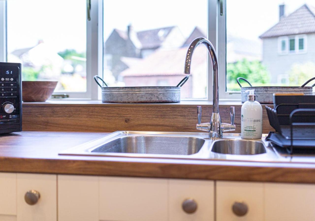 The Barn In Longhope - Luxury Barn Conversion エクステリア 写真